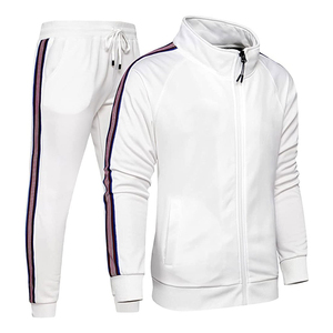 ชุดวอร์มของผู้ชาย OEM ชุดวอร์มผ้าฝ้าย100% ระบายอากาศได้ดีชุดวิ่งจ๊อกกิ้งผิวเรียบเนียนดีไซน์ใหม่ - Product Image 1