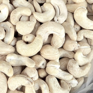 เมล็ดมะม่วงหิมพานต์ดิบจากโรงงานที่เชื่อถือได้ขายส่ง180 160 240โรงงานที่มีคุณภาพดีที่สุดของแซนติโก - Product Image 1