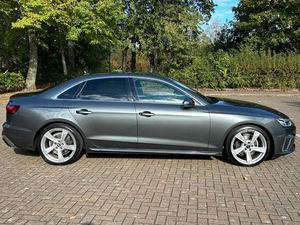 USADO LHD/RHD 2021 A U D I A4 2,0 35 TDI S LINE - Product Image 2