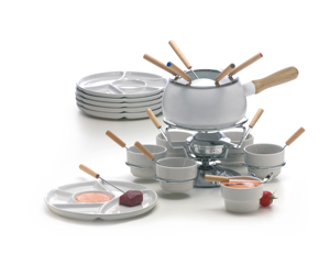 Set da Fonduta in Ceramica e Metallo Bianco 28 Pezzi, Accessori per Tavola, Uso per Feste e Raduni Informali, Convivio di Excelsa - Product Image 3