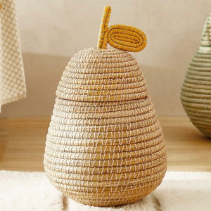 Panier en forme de poire en jonc de mer tissé à la main-Rangement décoratif écologique avec couvercle, fabriqué au Vietnam Viet Fargimex - Product Image 1