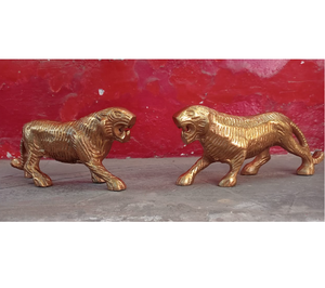 Vente en gros Sculpture abstraite animale moderne faite à la main Décoration de table élégante pour bureau à domicile Offre Spéciale aluminium métal Art déco - Product Image 2