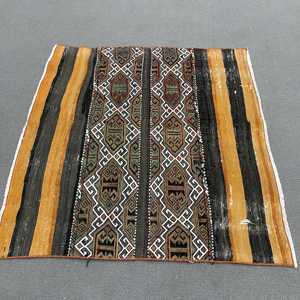 Alfombra Turca Vintage, Alfombra Kilim de 3.9x3.7 pies, Alfombra de Lana con Diseño de Camuflaje Negro Marrón - Product Image 3