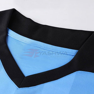 Uniforme de football pour hommes grande taille respirant, uniforme de football en gros, uniforme de football durable - Product Image 2