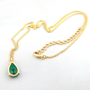 Collier pendentif de créateur à griffes de poire en onyx vert véritable Chaîne fine Pendentif personnalisé fait à la main Prix de gros Collier - Product Image 5