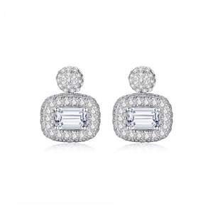 Boucles d'oreilles en moissanite taille émeraude 1,2 ct - Bijoux élégants et luxueux - Product Image 1