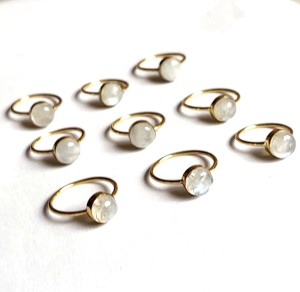 Conjunto de anillo de bisel dálmata redondo de 8mm hecho a mano, joyería de plata de ley 925 para regalo de aniversario, joyería hecha a mano para mamá - Product Image 2