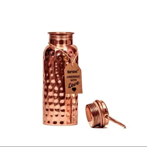 100% Pure Copper Hammered Water Bottle with Handle for Yoga Ayurveda Health Benefits 950 ml Leak Proof