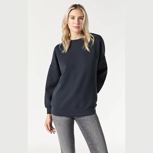 Conjunto de sudadera con capucha y pantalones de chándal de algodón de gran tamaño para mujer con logotipo personalizado Top corto con cuello redondo-para invierno - Product Image 1