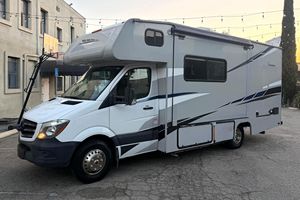 Vehículo usado confiable, Mercedes-Benz Sprinter 3500XD Coachmen Prism 2019 - Product Image 5