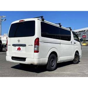 Toyota Hiace Van 2015 con Volante a la Derecha - Product Image 3