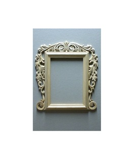 Cadre de miroir en bois à montage mural unique avec design sculpté d'inspiration ethnique vintage pour la décoration intérieure traditionnelle - Product Image 5