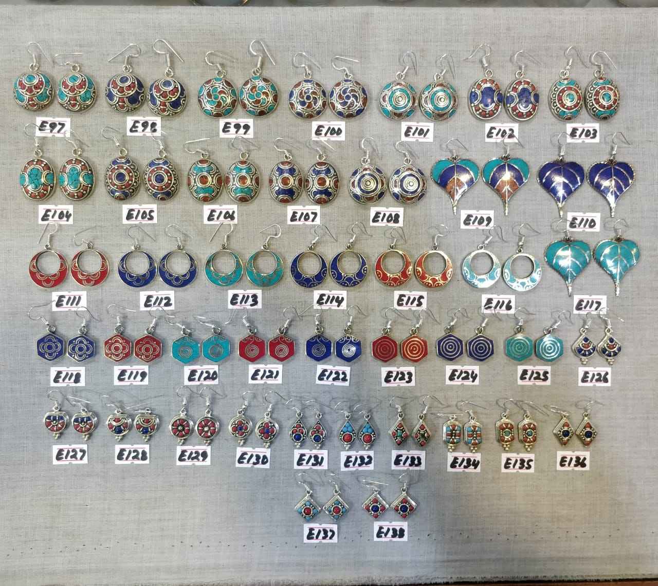 สีเขียว