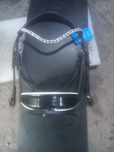 Ensemble de selle western en cuir souple de qualité supérieure, prix de gros, confortable et durable, avec bride, rênes, muserolle et frontal rembourrés - Product Image 5