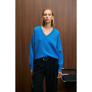 เสื้อสเวตเตอร์ถักทรงหลวมคอวีสำหรับผู้หญิง GRIMELANGE NORSHA รุ่น Yumsak - Product Image 5