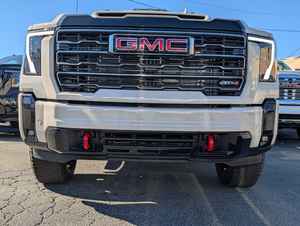 GMC Sierra 2500 HD AT4 2026 de qualité supérieure, quatre roues motrices, cabine double - Product Image 3