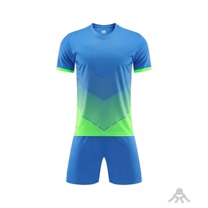 Sublimación Digital Equipo Ropa Deportiva Entrenamiento Chándal Jersey Camisetas Fútbol Uniforme Personalizado Hombres Ropa de Fútbol - Product Image 2