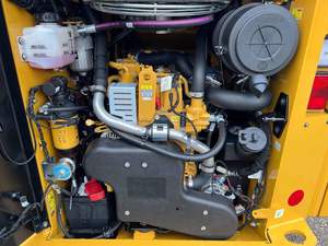 อะไหล่แบริ่งหลักของรถตักหน้า CAT 236D3 มือสองคุณภาพสูง บริษัทจำหน่าย  เปรียบเทียบกับรถตักล้อยางขนาดเล็ก รถตักดิน รถแบคโฮ - Product Image 5