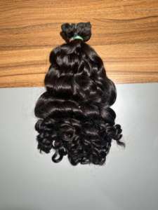 Paquet de tissage de cheveux Remy indiens bruts non traités bouclés rebondissants cheveux naturels vierges en vrac en gros: modèle non permanent - Product Image 4