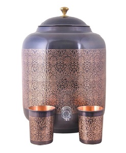 Distributeur d'eau en cuivre de qualité supérieure avec robinet pour un stockage sûr de l'eau potable et une immunité renforcée grâce aux minéraux naturels - Product Image 1