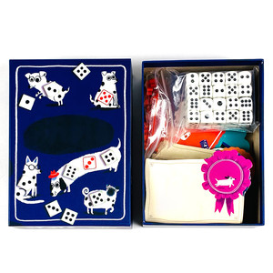 Jeu de cartes à dés roulants : Boostez votre chance avec ce divertissant jeu de société sur le thème des chiens - Product Image 2