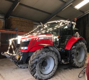 240 Maquinaria agrícola Tractores de ruedas agrícolas Mas-sey Fergu-son Mf1004 100hp 4x4wd con pequeño precio bajo a bajo precio - Product Image 4