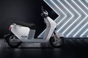 Modelo en Oferta, Nuevo Ke-ew-ay Blu-esh-ark 80 Lite, con 2 Años de Garantía Internacional - Product Image 2