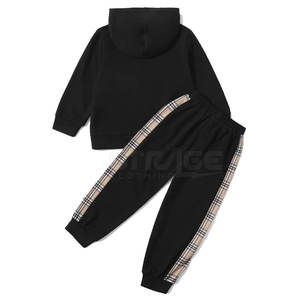 Ensemble sweat-shirt et jogging pour enfants à porter au quotidien avec une finition lisse et confortable Ensemble sweat-shirt et jogging pour enfants - Product Image 2