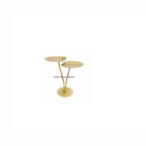 Feuille florale Designer métal décoratif fin et table d'appoint couleur argent brillant poli nickelé à la main concepteur fournitures - Product Image 6