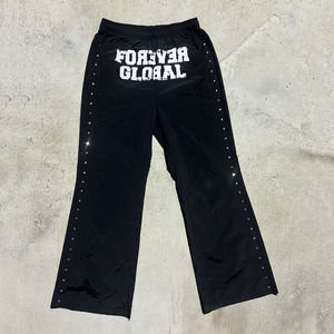 Pantalones de chándal de pierna ancha con diamantes de imitación de gran tamaño de poliéster personalizado, ropa de calle con serigrafía de letras, pantalones de chándal acampanados holgados de nailon para hombre - Product Image 2