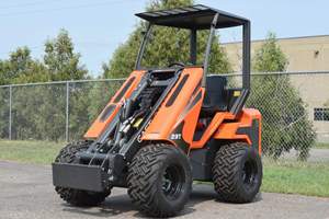 Acheter des chargeuses sur pneus 23T CHARGEUSES COMPACTES AVEC TRACTION 4X4 - Product Image 6