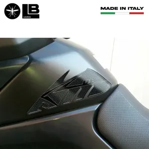 Protezioni Laterali Serbatoio 3D Personalizzate per Suzuki V-Strom DL con Logo e 2 Adesivi in Gel per una Vestibilità Perfetta - Product Image 2