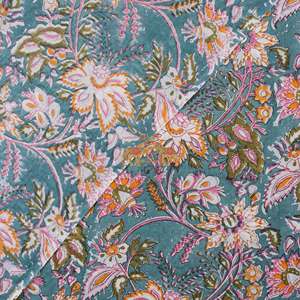 Tissu en coton de qualité supérieure, imprimé floral personnalisé, doux et léger, idéal pour les robes et les vêtements d'été - Product Image 5