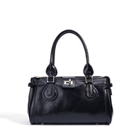 Sac à main noir pour femme, structuré, rectangulaire, avec poignée supérieure, fermeture éclair, détail de verrouillage, finition brillante, quincaillerie argentée