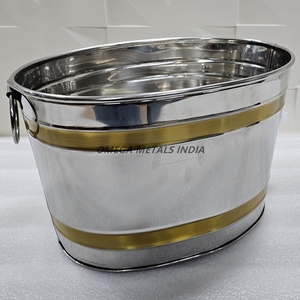 Seau à glace minimaliste en acier inoxydable avec grand miroir argenté et accessoire de bar de qualité supérieure pour rassemblements élégants - Product Image 3