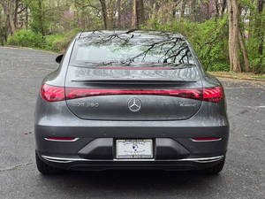 รถยนต์เมอร์เซเดส-เบนซ์ EQE 350 4MATIC ปี 2023 สภาพดี ใช้งานน้อย - Product Image 2