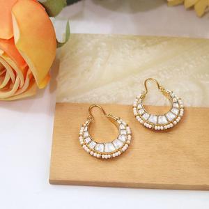 Pendientes de Diseño con Baño de Oro de Primera Calidad y Piedras de Circonita Cúbica, Colección para Bodas y Fiestas, para Mujeres y Niñas - Product Image 1