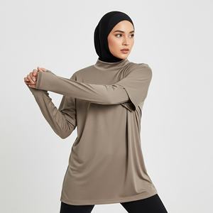 Camiseta Deportiva Ecológica para Mujeres Musulmanas, Versátil y Modesta, UPF50+, 100% Poliéster, Hombros Caídos, Mangas con Orificios para Pulgares, Cómoda - Product Image 1