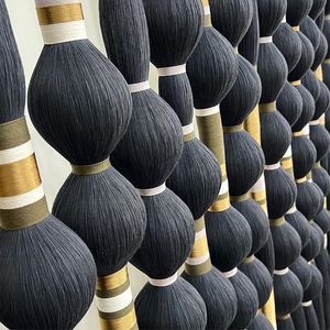 Tapiz de Pared de Macramé Carmbano, Arte Textil Moderno, Diseño Asimétrico con Borlas de Cuerda, Estilo Boho - Product Image 2