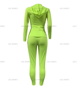 Venta al por mayor directo de fábrica de tallas grandes de las mujeres deportes chándal Jogging gimnasio entrenamiento sudaderas con capucha pantalones conjuntos precios baratos - Product Image 3