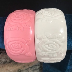 Bracelets en résine par Faizacraft - Product Image 1