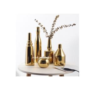 แจกันดอกไม้แฟนซีวัสดุทองเหลืองขัดเงาสีทองทันสมัยเป็นมิตรกับสิ่งแวดล้อม - Product Image 1