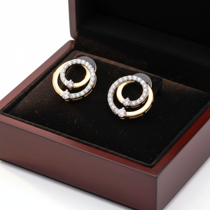 Boucles d'oreilles clous de luxe en or avec double cercle entrelacé et diamants pour femme, bijoux de mariage - Product Image 5