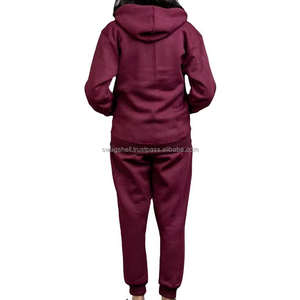 Haute qualité vêtements de sport d'hiver pour femmes mode grande taille survêtement de course séchage rapide imprimé ensembles de vêtements de sport femmes survêtement - Product Image 3