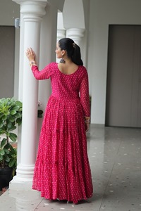Navratri Faux Georgette Avec Bandhani Print Et Kutchi Patch Robe Fabricant De Surat Au Taux Le Plus Bas - Product Image 5