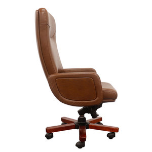 Silla Ejecutiva de Cuero Premium con Base de Madera y Diseño Ergonómico - Luxy 01 HOGVP024 - Product Image 5