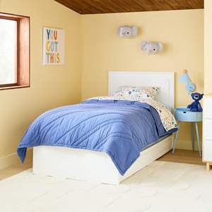 Cama litera moderna de madera maciza blanca con cama nido y ropa de cama acolchada para dormitorio - Product Image 3
