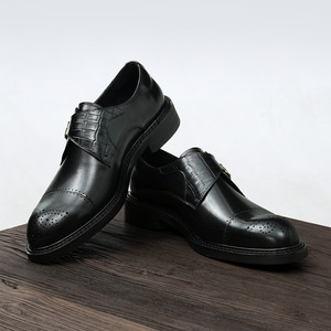 Chaussures brogues en daim souple avec bords perforés et semelle légère, chaussures décontractées pour hommes, chaussures tendance - Product Image 3