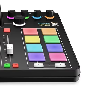 Caster Pro โซลูชันการผลิตแบบออลอินวันสำหรับการทำพอดแคสต์ สตรีมมิ่ง การผลิตเพลง การสร้างเนื้อหา สีดำ - Product Image 1