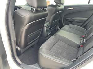 Magnifique Dodge Charger Swinger édition spéciale 2023, transmission automatique, moteur V8 - Product Image 4